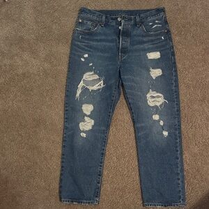 Levi's Men's Relaxed Fit Blue Distressed Jeans